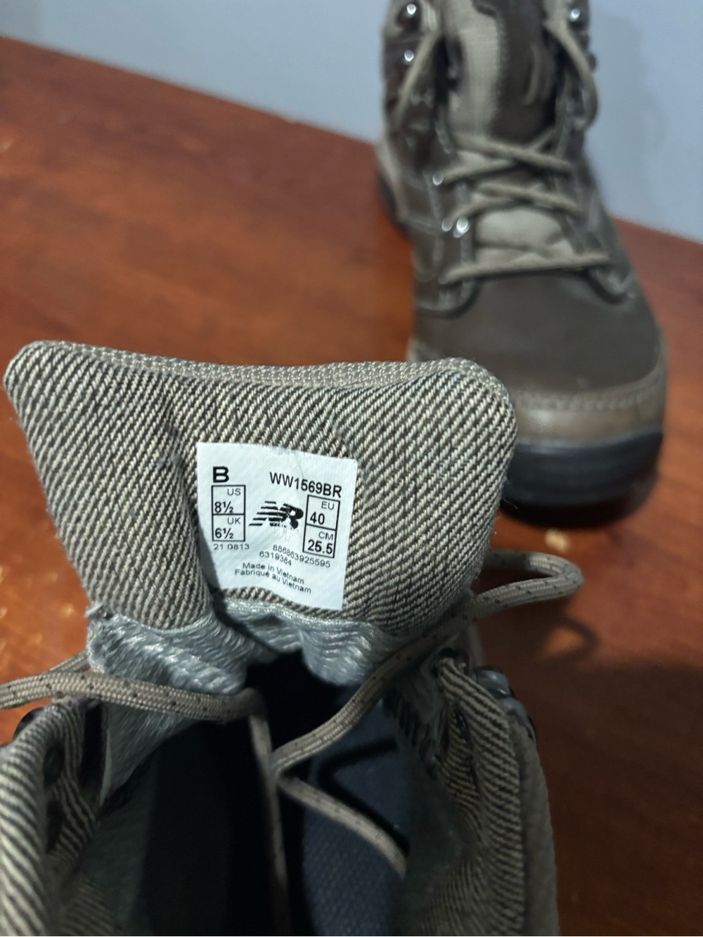 New Balance Men's Taupe/Brown Outdoor Boots